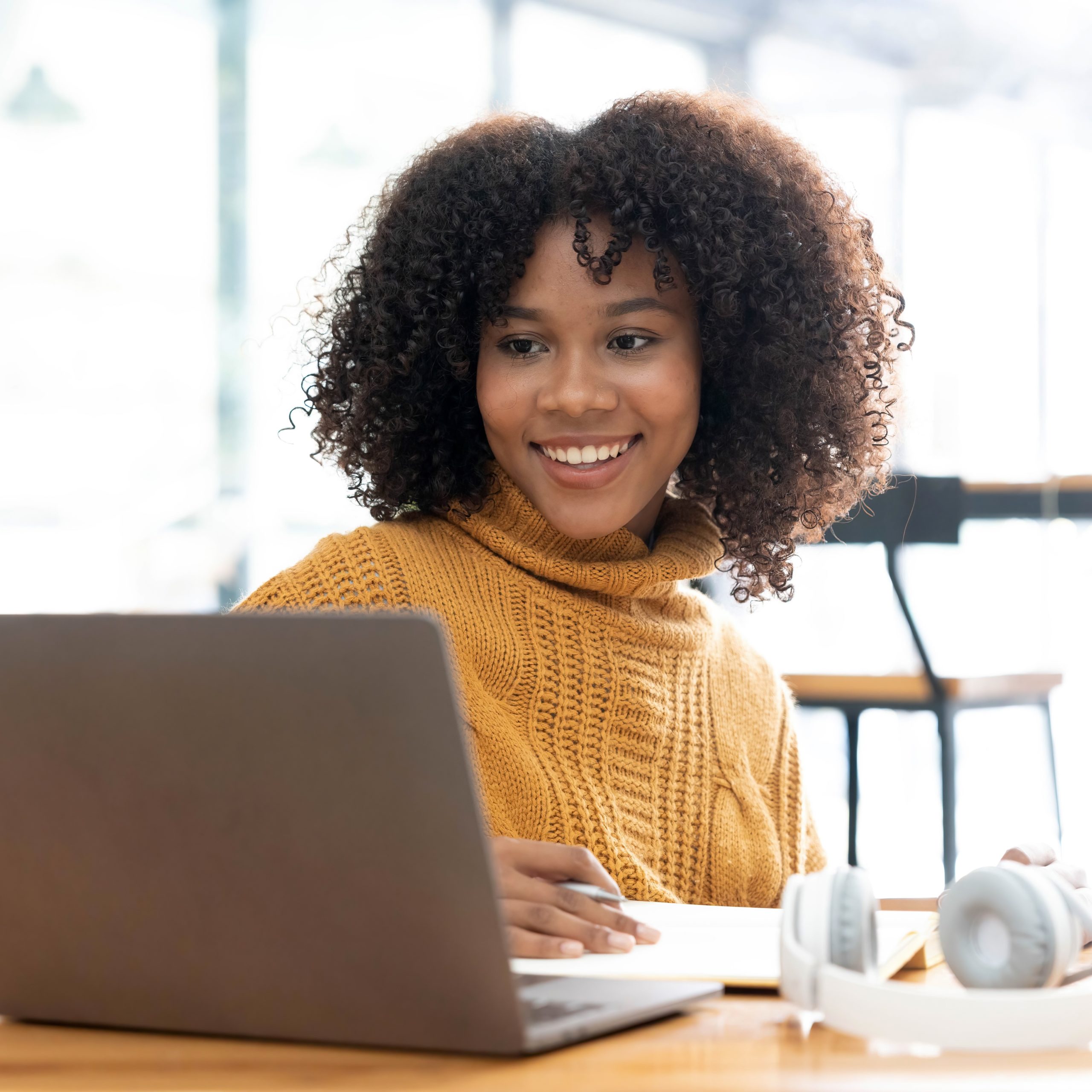 A South Carolina woman searching on her laptop "How Does the Abortion Pill Work?"